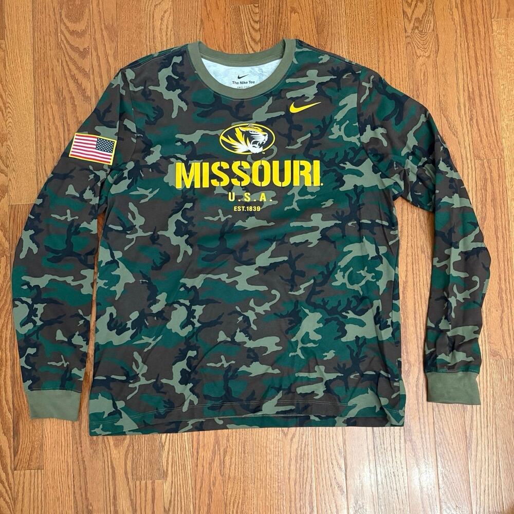Long Sleeve Team Issued Missouri Softball Military Edition Women's Size XL EUC